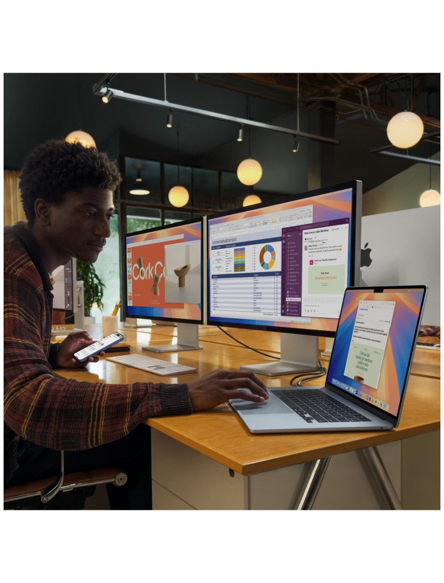 Apple MacBook Air M4 24GB 512GB SSD macOS 15" Taşınabilir Bilgisayar Gece Yarısı MC6L4TU/A